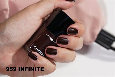 chanel le vernis 2022.